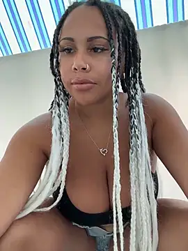 HaileyDiana online show from 09.29.25