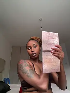 Miss hot candy online show from 02.24.26