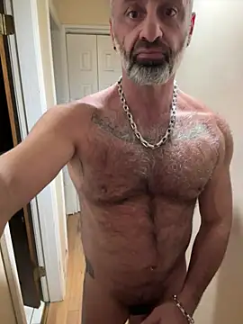 Snapshot of DaddySnowXX chatting on 12.15.24 DaddySnowXX online show from 12.15.24