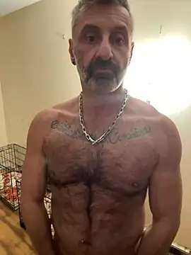 Snapshot of DaddySnowXX chatting on 01.22.25 DaddySnowXX online show from 01.22.25