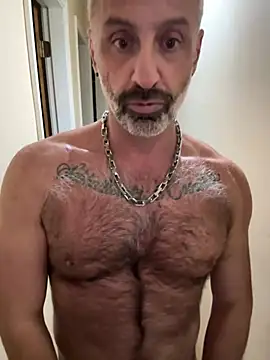 Snapshot of DaddySnowXX chatting on 01.22.25 DaddySnowXX online show from 01.22.25