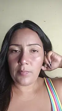 hotmomanyelqueen online show from 10.14.25