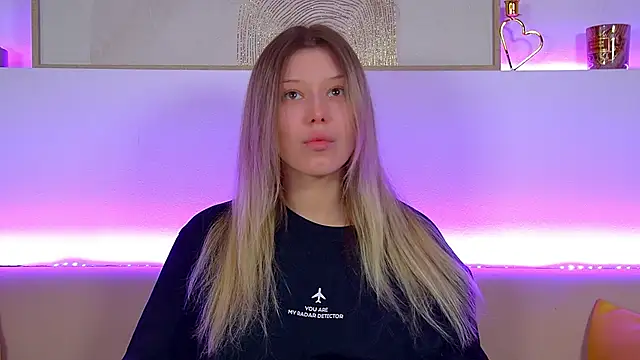 Snapshot of LiliaBianka chatting on 02.09.25 LiliaBianka online show from 02.09.25