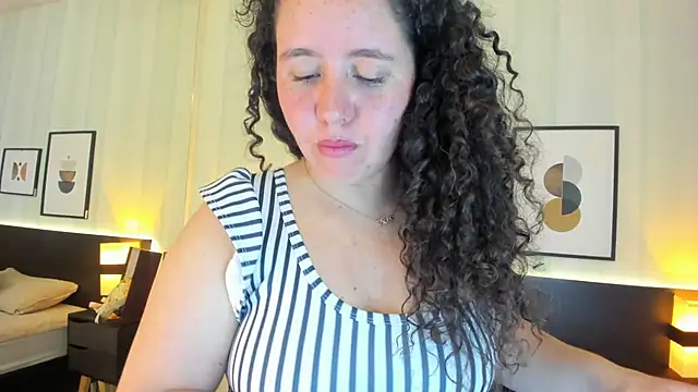Snapshot of Valeria__soler chatting on 03.08.25 Valeria soler online show from 03.08.25