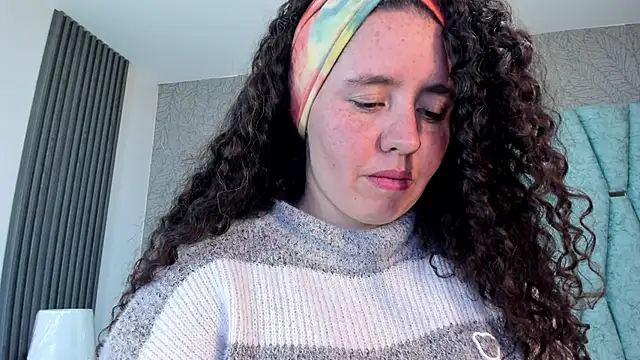 Snapshot of Valeria__soler chatting on 09.18.25 Valeria soler online show from 09.18.25
