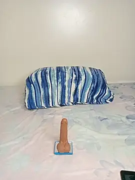 Snapshot of Reecekay chatting on 03.19.25 Reecekay online show from 03.19.25