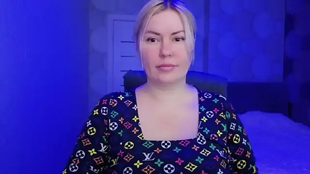 Snapshot of natusik chatting on 01.13.26 natusik online show from 01.13.26