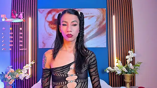 sofiaa grey  online show from 09.09.25