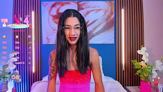 sofiaa grey  online show from 09.25.25