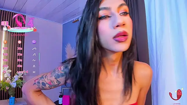 sofiaa grey  online show from 10.16.25