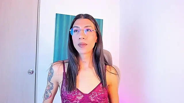 sofiaa grey  online show from 03.05.26