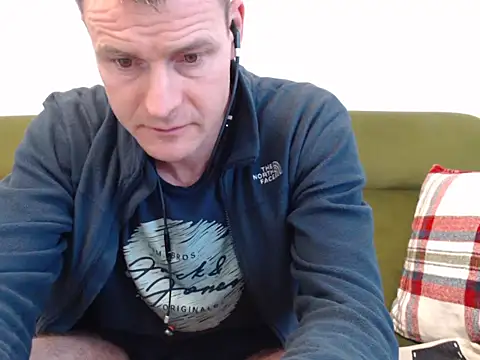 Snapshot of geree84 chatting on 02.02.26 geree84 online show from 02.02.26