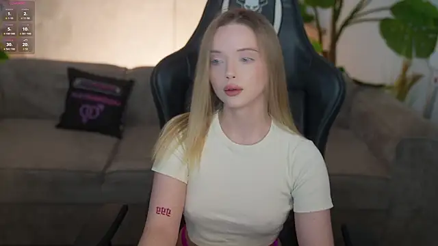 Snapshot of Cassy-Celestial_ chatting on 03.01.26 Cassy-Celestial online show from 03.01.26