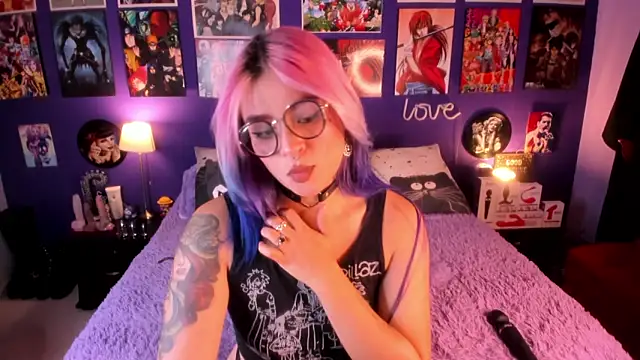 anne cross online show from 09.23.25