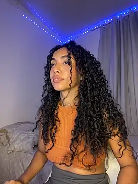 nicoleebony1 online show from 10.29.25