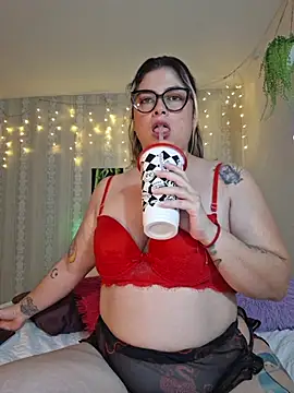 Snapshot of Juliietha_servas chatting on 07.21.26 Juliietha servas online show from 07.21.26