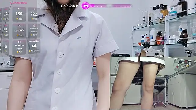 Snapshot of Kathylove_2023 chatting on 12.04.25 Kathylove 2023 online show from 12.04.25