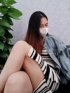 Snapshot of Kathylove_2023 chatting on 12.15.25 Kathylove 2023 online show from 12.15.25