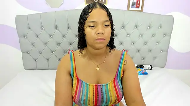 Snapshot of BRIYITHMENA chatting on 03.08.25 BRIYITHMENA online show from 03.08.25