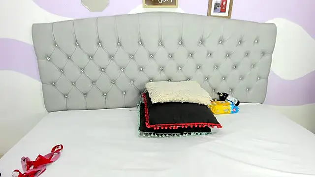 Snapshot of BRIYITHMENA chatting on 09.10.25 BRIYITHMENA online show from 09.10.25