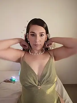 Snapshot of selem_hadid chatting on 10.28.25 selem hadid online show from 10.28.25