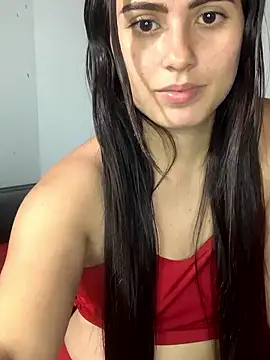 Snapshot of Azuna25 chatting on 03.08.25 Azuna25 online show from 03.08.25