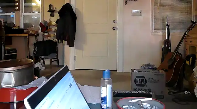 Snapshot of Bramro409 chatting on 12.22.24 Bramro409 online show from 12.22.24
