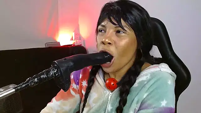 Snapshot of Anabel693 chatting on 02.21.25 Anabel693 online show from 02.21.25