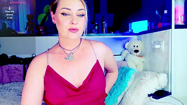  JuliaSpace  online show from 07.23.26