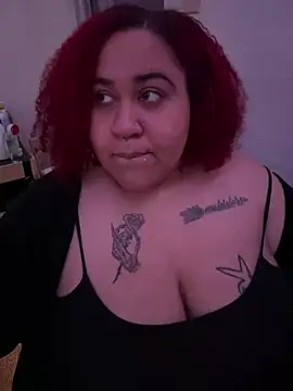 Snapshot of Juicyjordie chatting on 02.06.25 Juicyjordie online show from 02.06.25