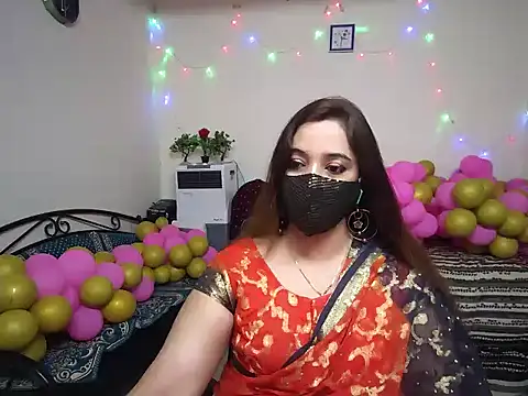 Snapshot of Arushisingh8888 chatting on 12.15.24 Arushisingh8888 online show from 12.15.24