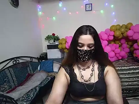 Snapshot of Arushisingh8888 chatting on 12.31.24 Arushisingh8888 online show from 12.31.24