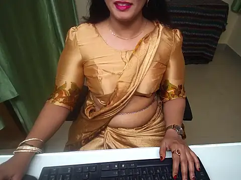 Snapshot of Arushisingh8888 chatting on 10.13.25 Arushisingh8888 online show from 10.13.25