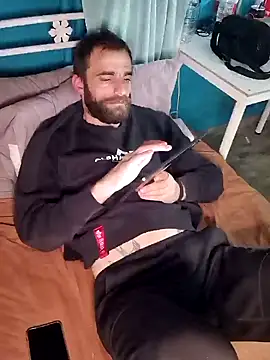 Antonio Vatooo online show from 02.24.25