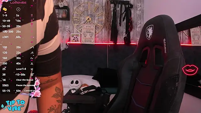 Neko Misaki online show from 02.03.25