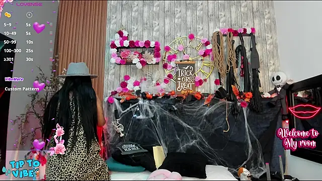 Neko Misaki online show from 10.15.25