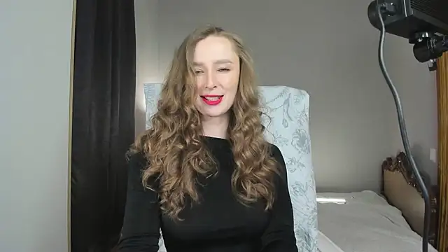 CharlotteWells online show from 04.13.26