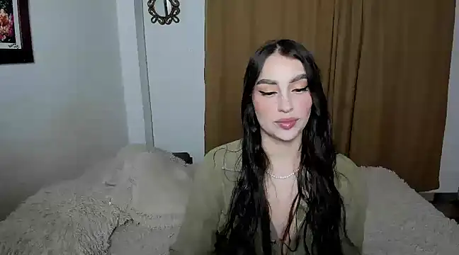 Snapshot of teseo_and_afroditha_ chatting on 03.14.25 teseo and afroditha  online show from 03.14.25