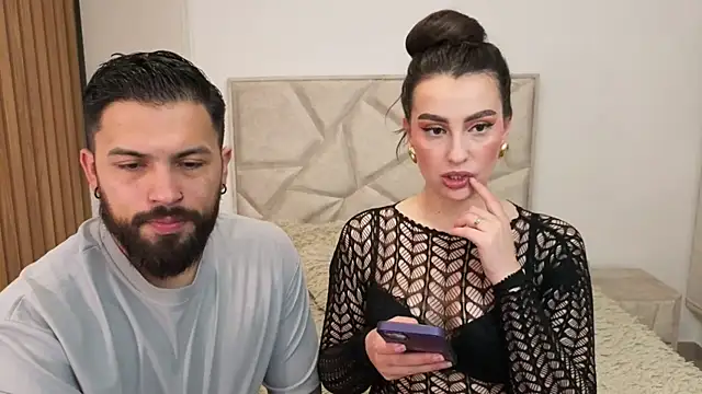 Snapshot of teseo_and_afroditha_ chatting on 09.19.25 teseo and afroditha  online show from 09.19.25