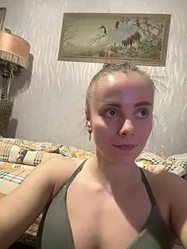 Snapshot of AlisaKissss chatting on 02.07.25 AlisaKissss online show from 02.07.25