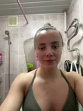 Snapshot of AlisaKissss chatting on 02.24.25 AlisaKissss online show from 02.24.25