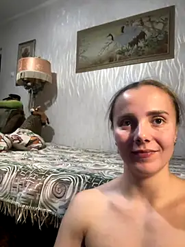 Snapshot of AlisaKissss chatting on 09.27.25 AlisaKissss online show from 09.27.25