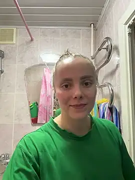 Snapshot of AlisaKissss chatting on 02.04.26 AlisaKissss online show from 02.04.26