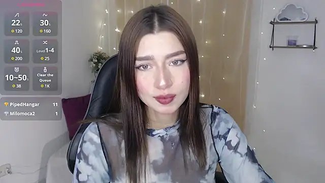 Snapshot of mily_thomson_b_ chatting on 02.08.25 mily thomson b online show from 02.08.25