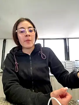 Snapshot of Princ3ssgabi chatting on 12.02.24 Princ3ssgabi online show from 12.02.24