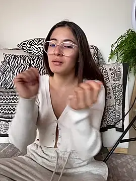 Snapshot of Princ3ssgabi chatting on 02.04.25 Princ3ssgabi online show from 02.04.25