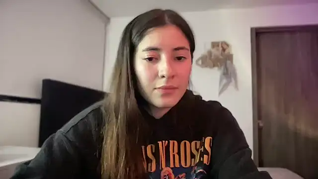 Snapshot of Princ3ssgabi chatting on 10.04.25 Princ3ssgabi online show from 10.04.25