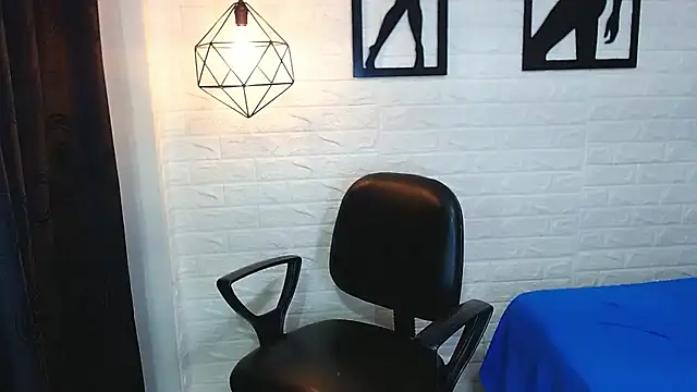 Snapshot of james_scott18 chatting on 12.04.24 james scott18 online show from 12.04.24