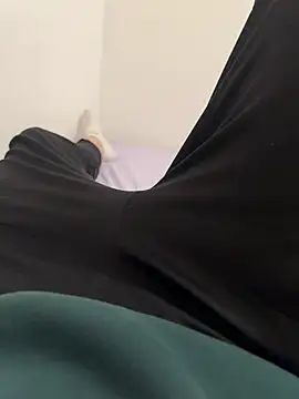 Snapshot of PLUK16 chatting on 02.05.26 PLUK16 online show from 02.05.26