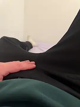 Snapshot of PLUK16 chatting on 02.06.26 PLUK16 online show from 02.06.26